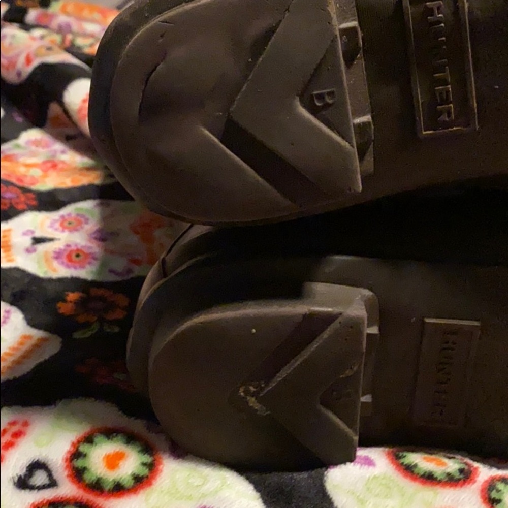 Boots - Picture 4 of 6